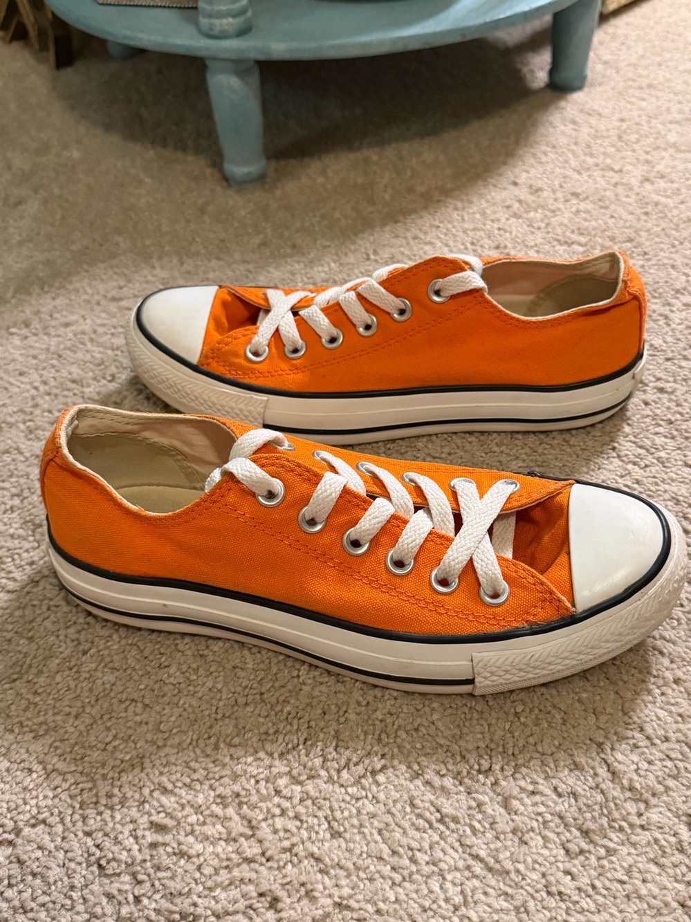 Converse Chuck Taylor All Star low-top sneakers orange canvas Men’s 5 Women’s 7